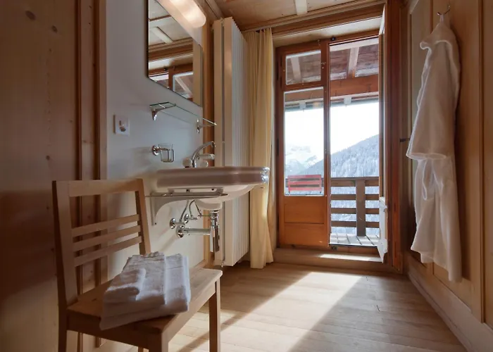 Restaurant Capricorns Hotel 3*